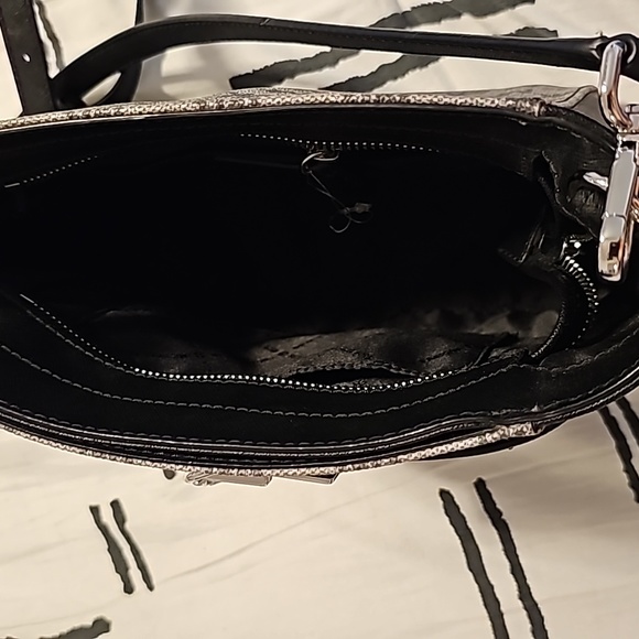 Michael Kors Hamilton MD Grey & Black CrossbodyBag Lock Key Michael Kors - Picture 3 of 4